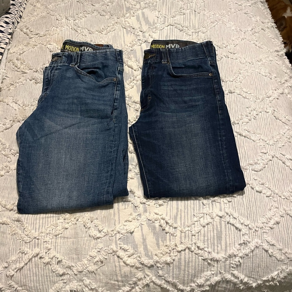 Lee Men's Relaxed Fit Jeans in Dark and Medium Blue